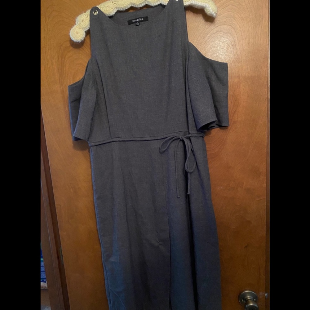 Women’s Cold Shoulder Strut & Bolt Dress.